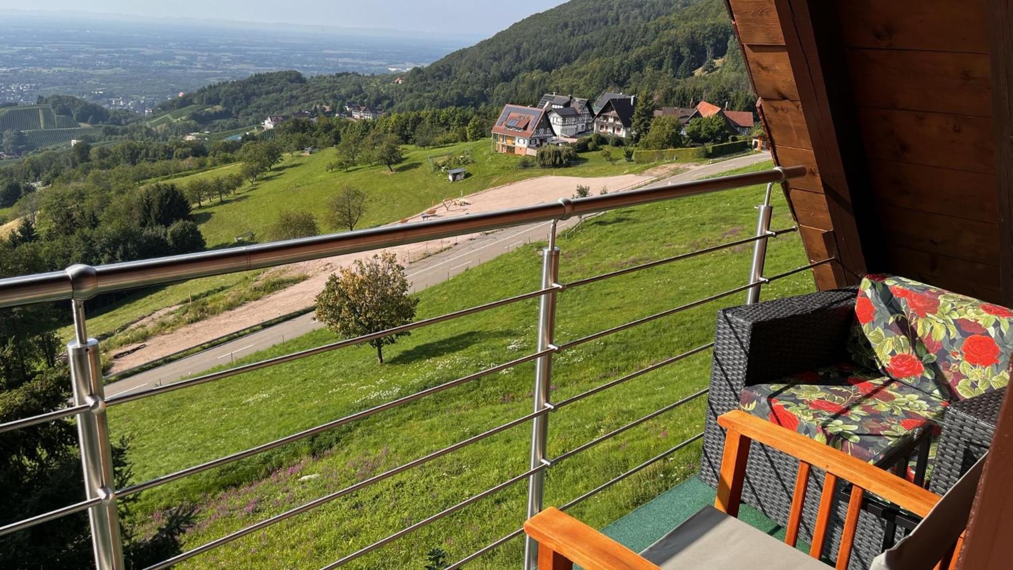 Haus "Guck - Ins - Tal" Appartement Sasbachwalden Buitenkant foto